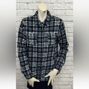 EDDIE BAUER BLACK GRAY & WHITE PLAID PRINT FLANNEL TOP SIZE M